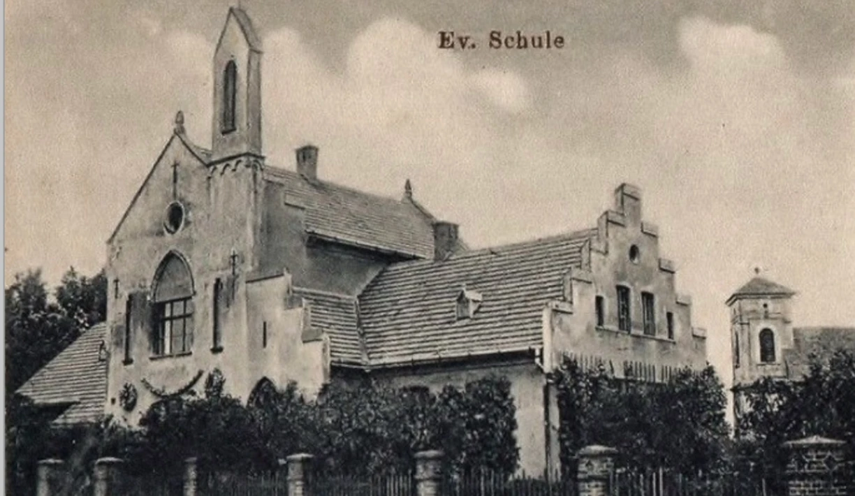 Bogdanów – dzieje szkoły ewangelickiej